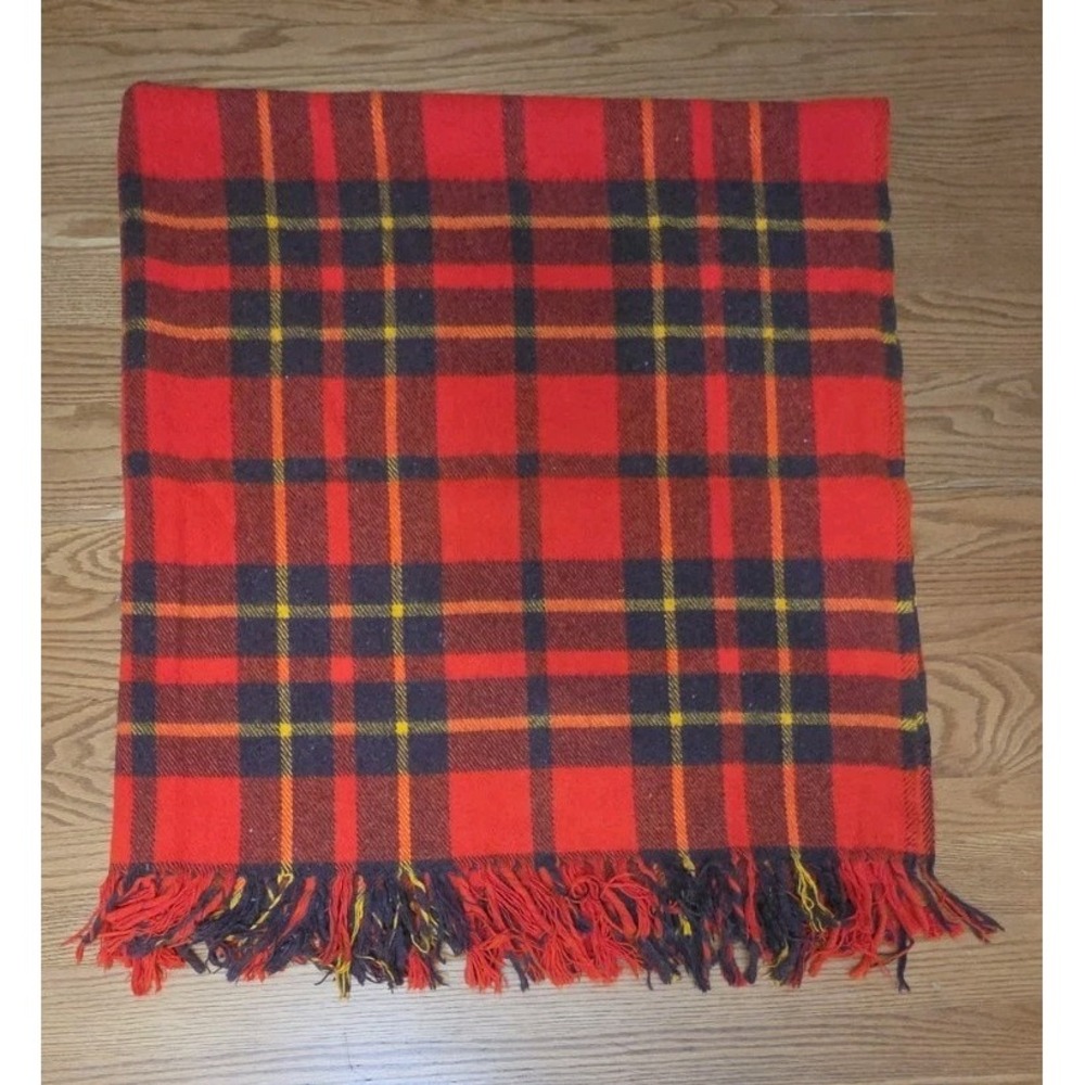 Faribo Red Yellow Green Car Stadium Blanket Fringed 100% Wool 58" x 52" Vintage